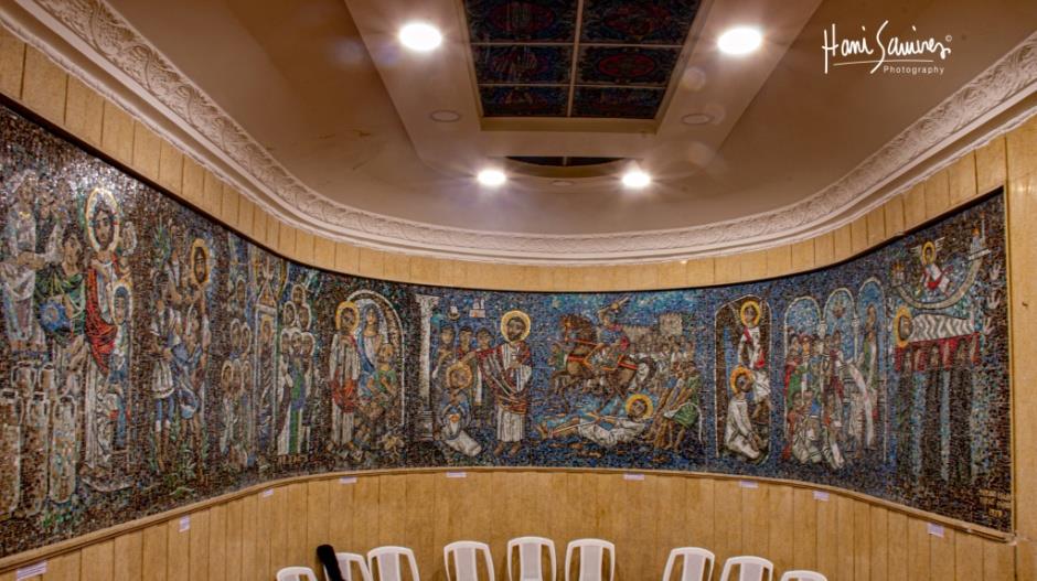 Peintures murales en mosaïque de la salle d’accueil de la tombe
